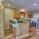Acre Lake Chalet, 12 Mi To Elk Mountain Ski Resort